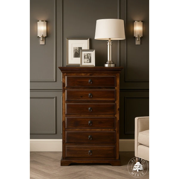 Klasyczna wysoka komoda drewniana z szufladami