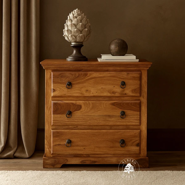 Klasyczna drewniana komoda na bieliznę