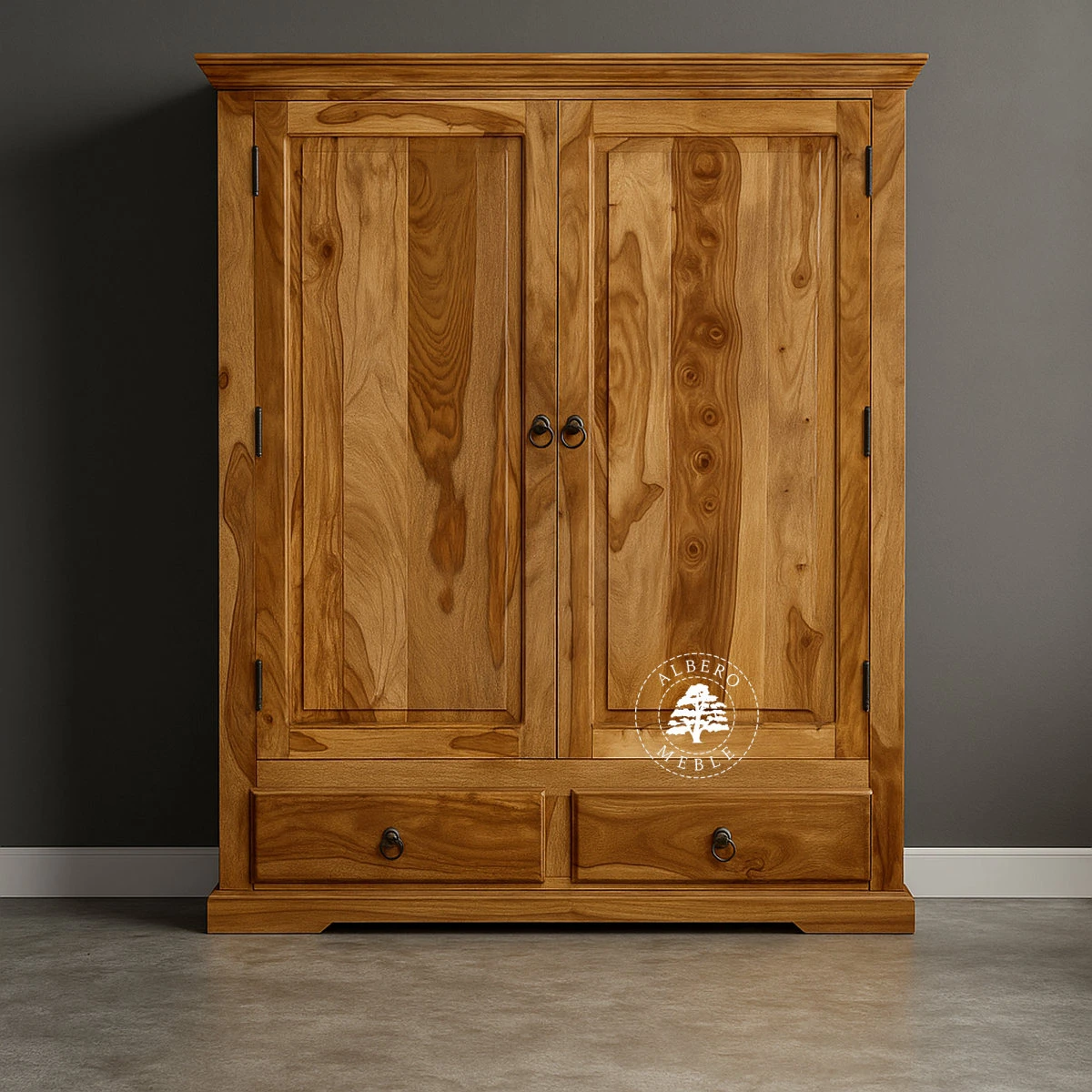 Klasyczna komoda drewniana