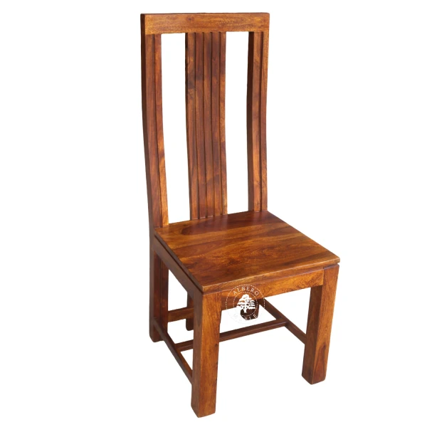 Klasyczne krzesło drewniane – ręcznie wykonane