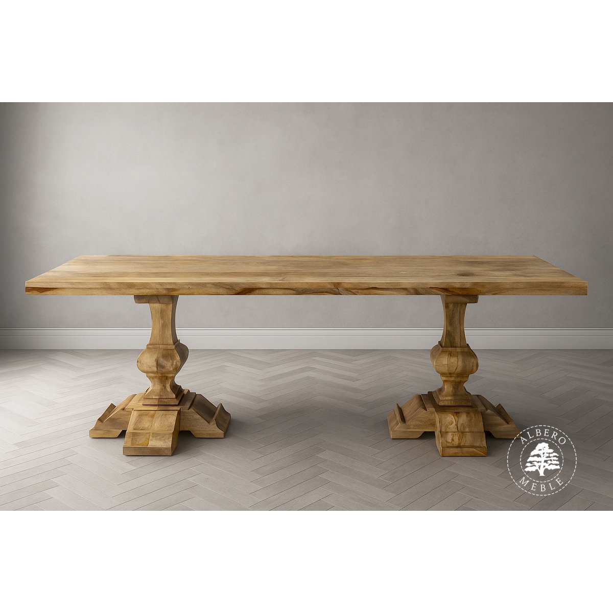 Stół drewniany w naturalnym kolorze