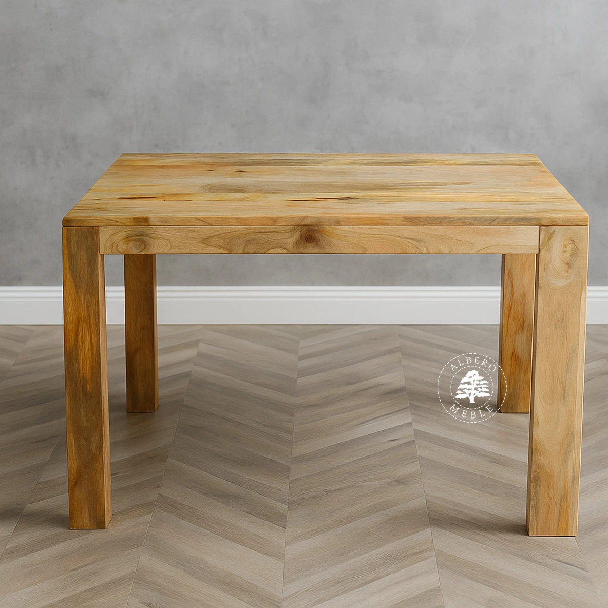 Stół z drewna mango