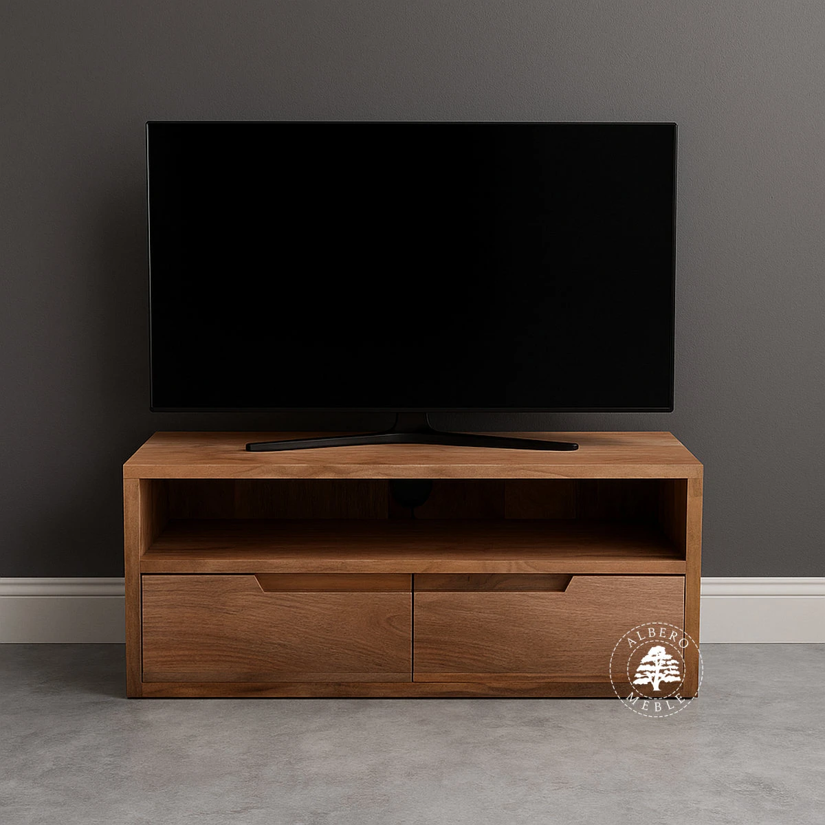 Drewniana szafka RTV z szufladami