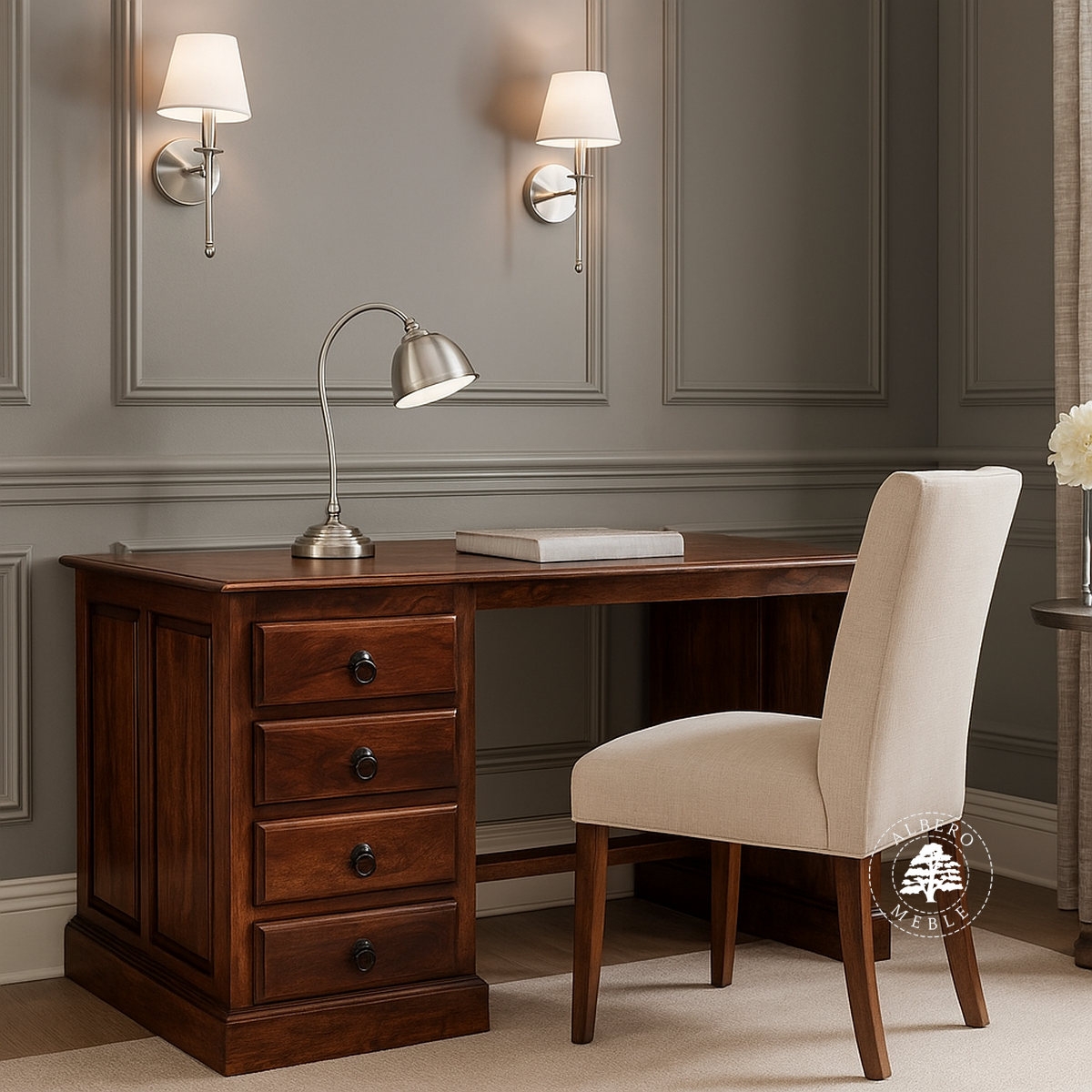 Tradycyjne biurko z drewna litego z szufladami