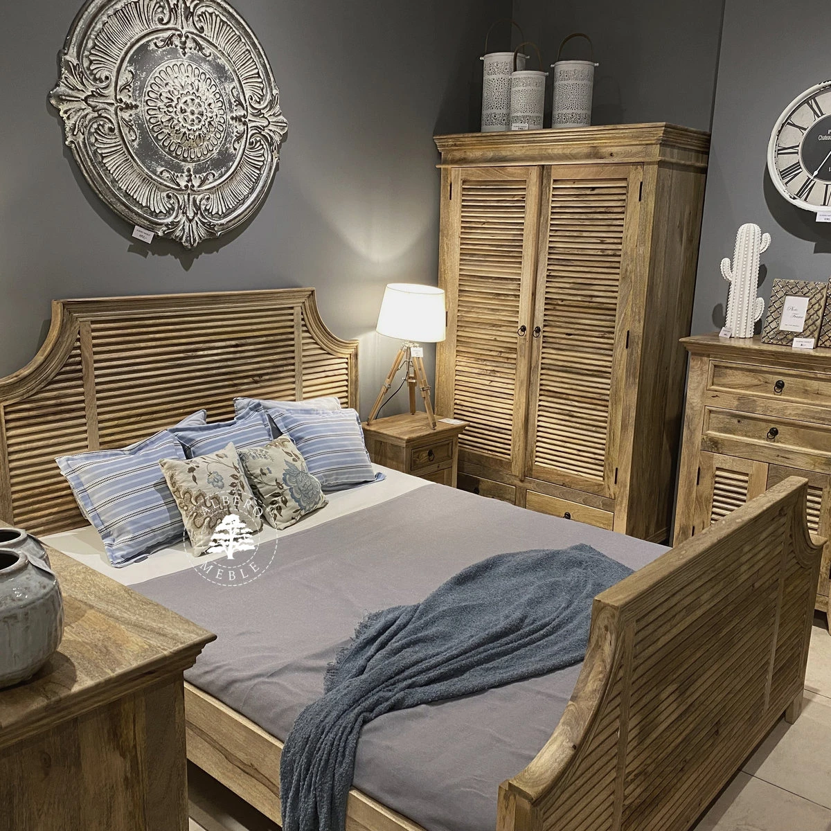 Drewniane Łóżko OSLO w Naturalnym Kolorze z Żaluzjowym W