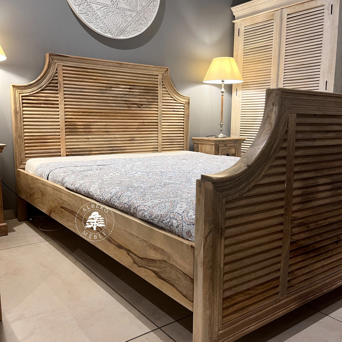 Drewniane Łóżko OSLO w Naturalnym Kolorze z Żaluzjowym W