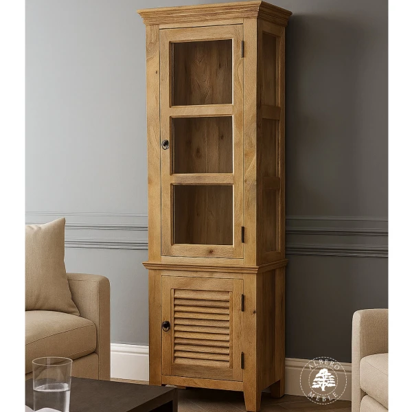 Wąska Drewniana Witryna w Jasnym Kolorze, Przeszklona