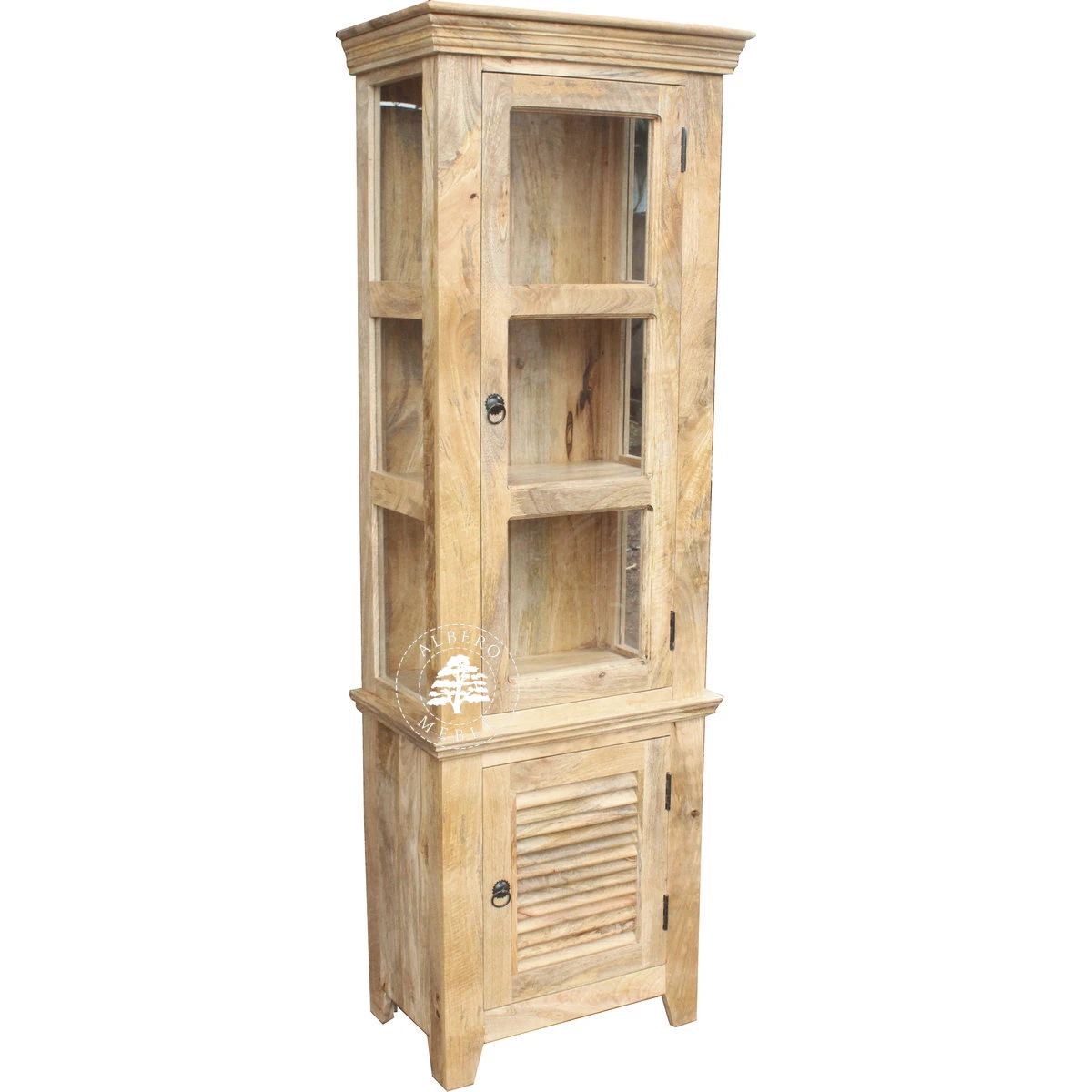 Wąska Drewniana Witryna w Jasnym Kolorze, Przeszklona