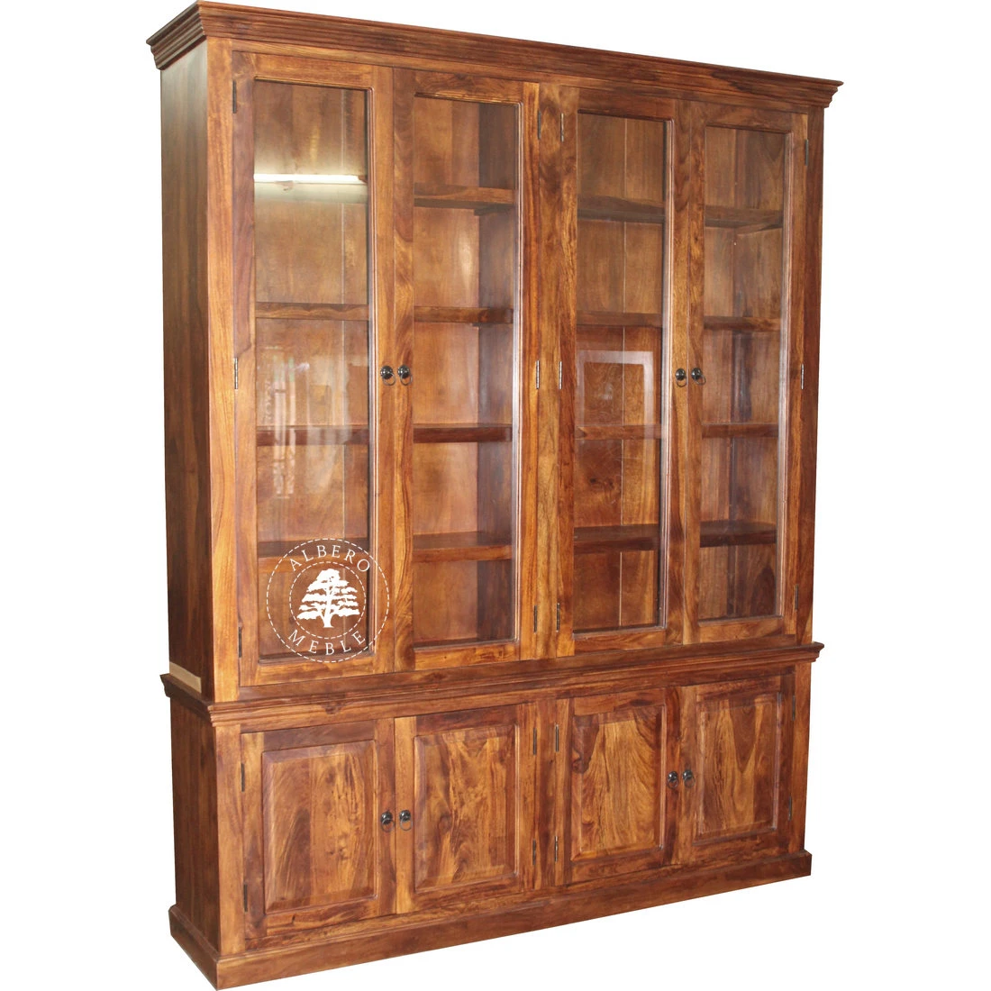 Klasyczna biblioteka z jasnego naturalnego drewna