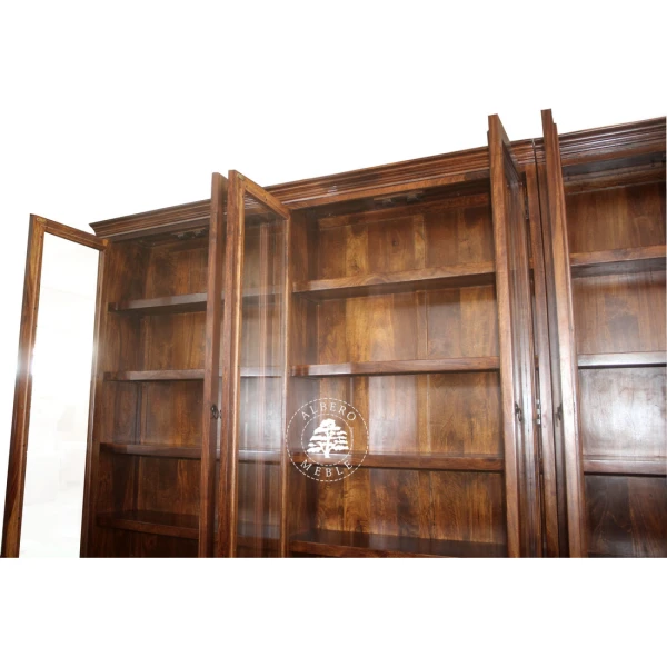 Kolonialna Biblioteka z Przeszklonymi Drzwiami