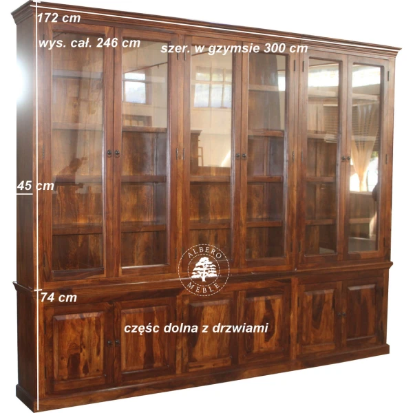 Kolonialna Biblioteka z Przeszklonymi Drzwiami