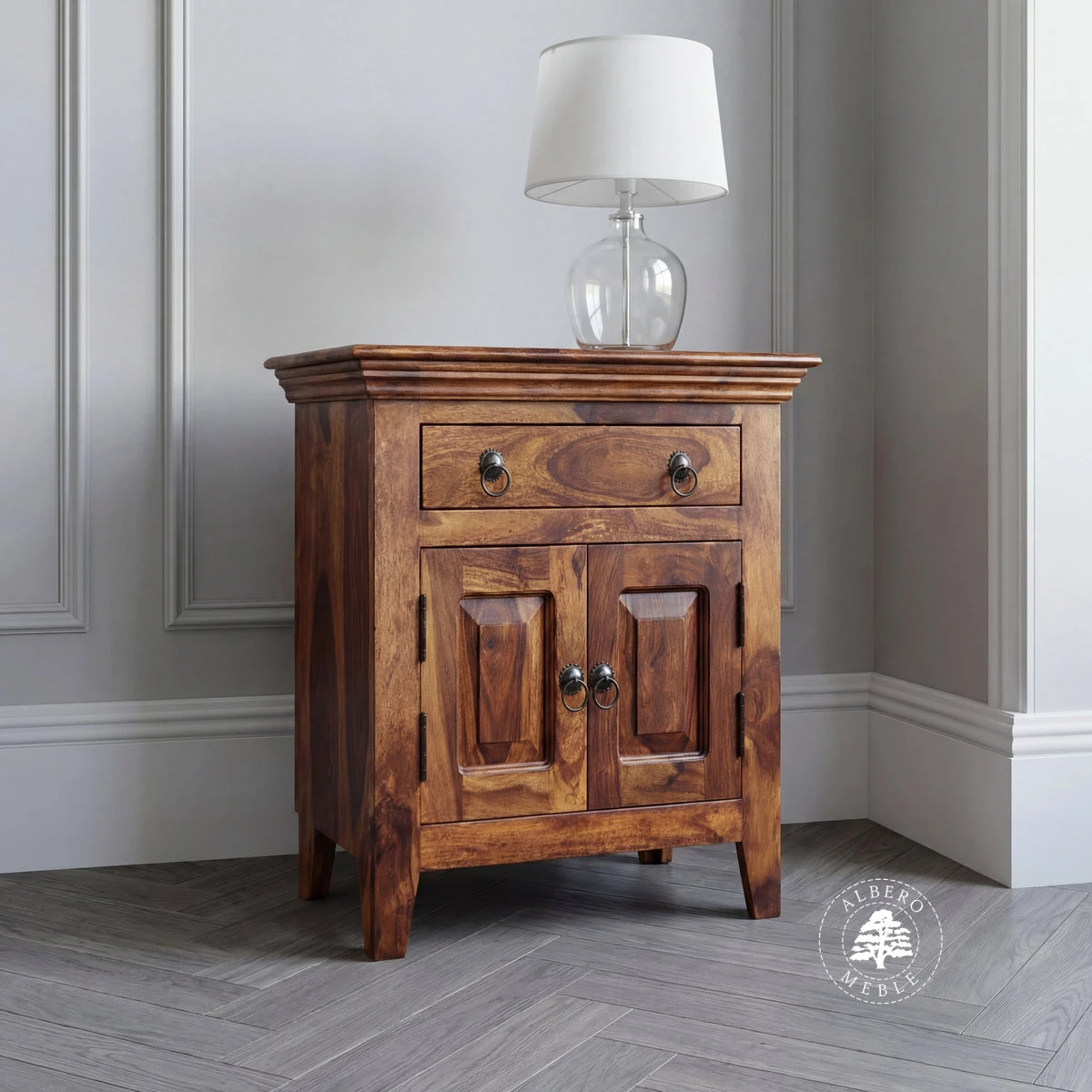 Szafka kolonialna drewniana na nóżkach