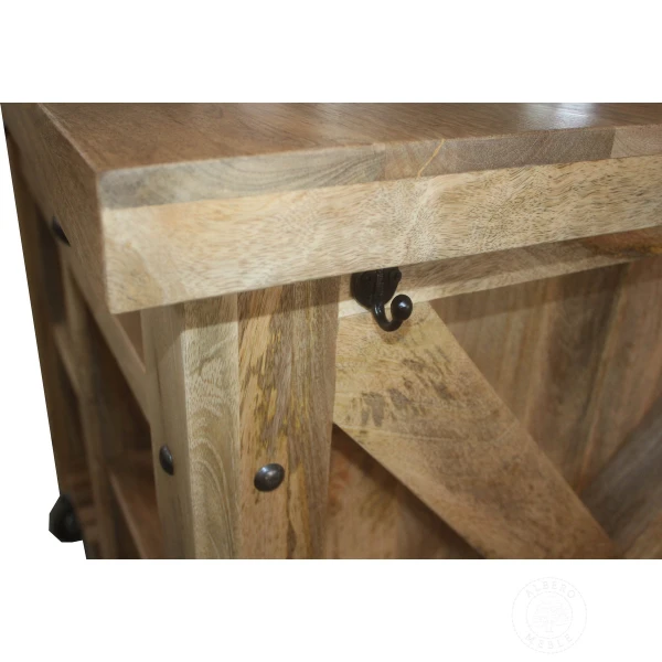 Wolnostojąca wyspa do kuchni z jasnego drewna