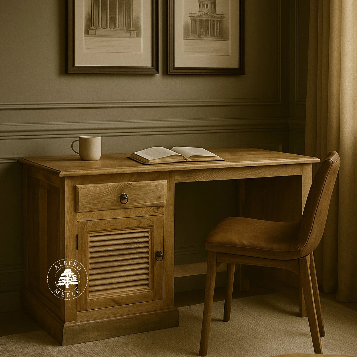 Klasyczne biurko z jasnego drewna mango z żaluzjowymi drzwi