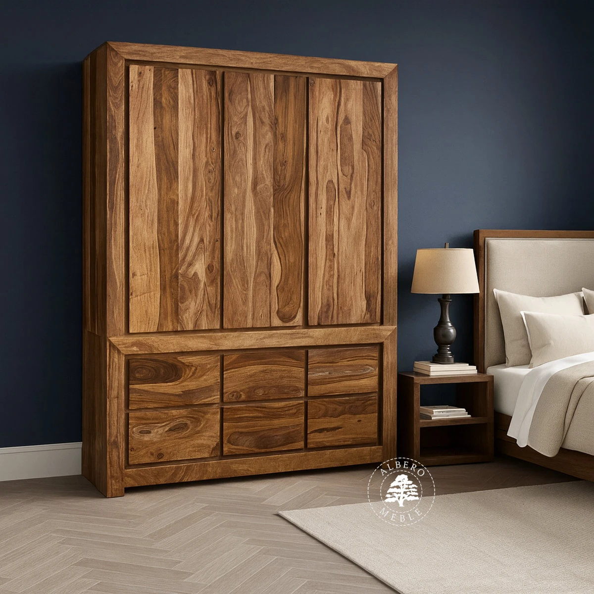 Trzydrzwiowa Drewniana Szafa w Stylu Nowoczesnym na Wymiar