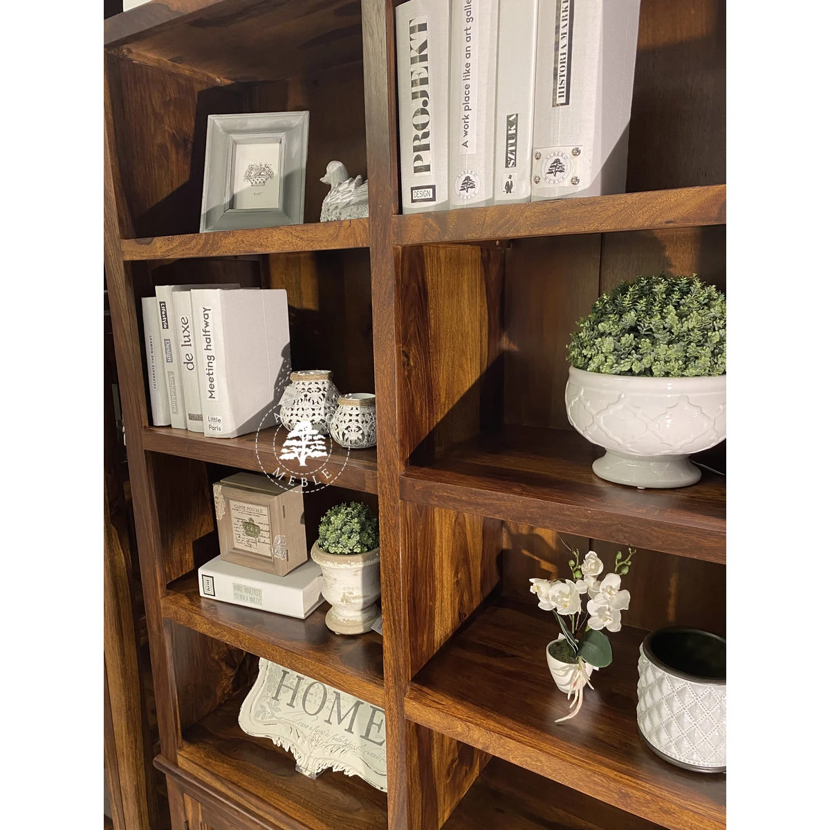 Wysoki Klasyczny Regał Gabinetowy