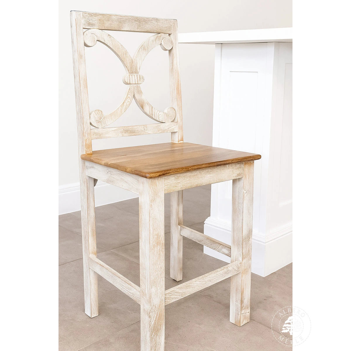 Drewniana Wyspa Kuchenna Przecierana na Biało