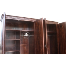 Klasyczna Duża Drewniana Szafa na Zamówienie