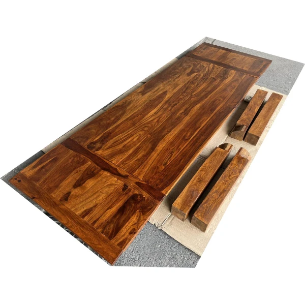 Klasyczny Stół z litego drewna II gatunek