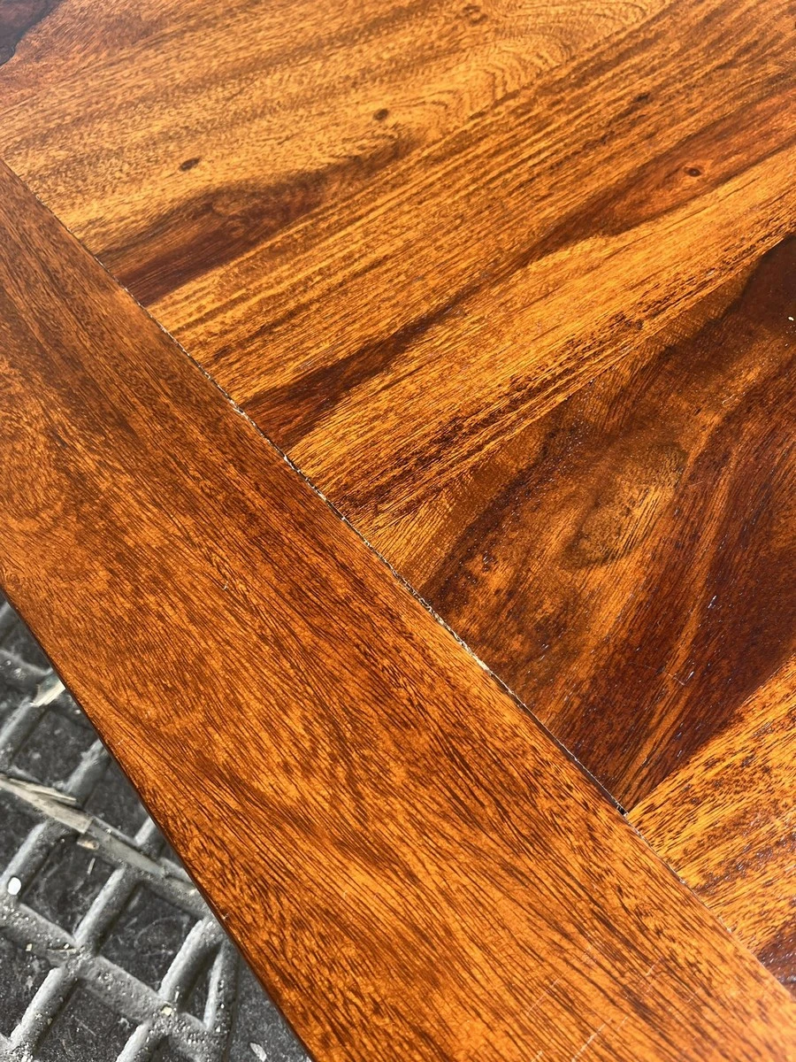 Klasyczny Stół z litego drewna II gatunek