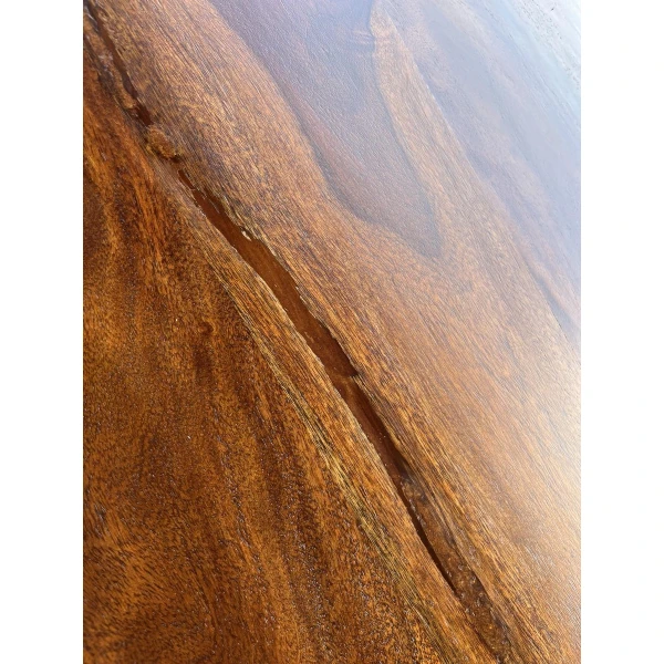 Klasyczny Stół z litego drewna II gatunek