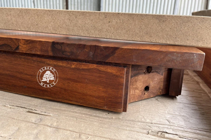 Nowoczesny Stolik drewniany II gatunek