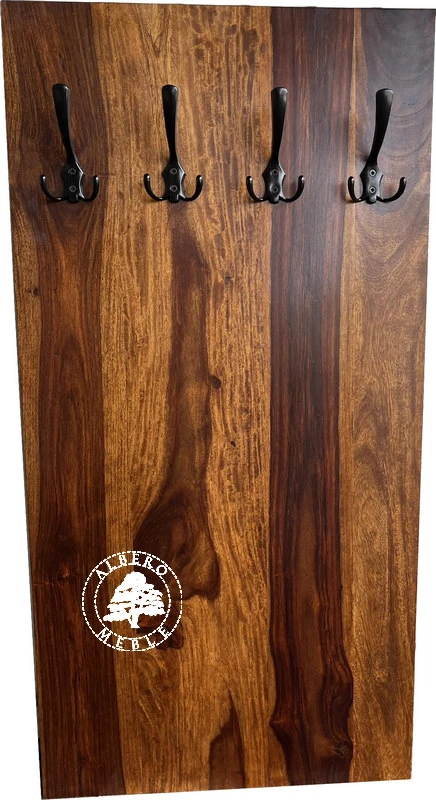 Drewniany wieszak ścienny na ubrania