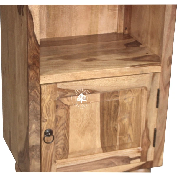 Kolonialny Słupek Łazienkowy Rzeźbiony