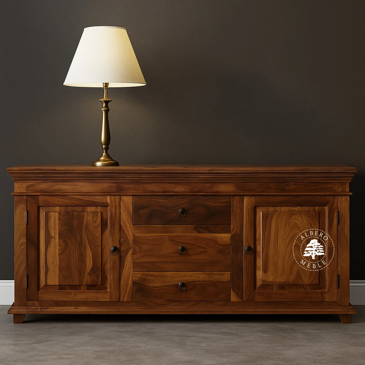 Komoda Drewniana w Tradycyjnym Stylu