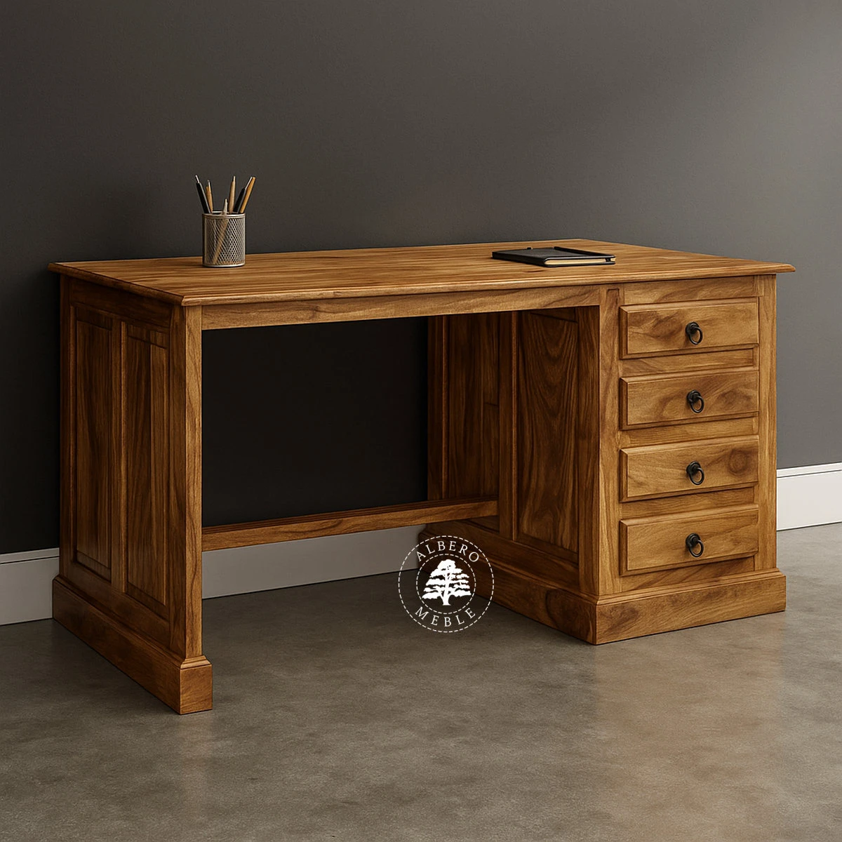 Tradycyjne biurko z drewna litego