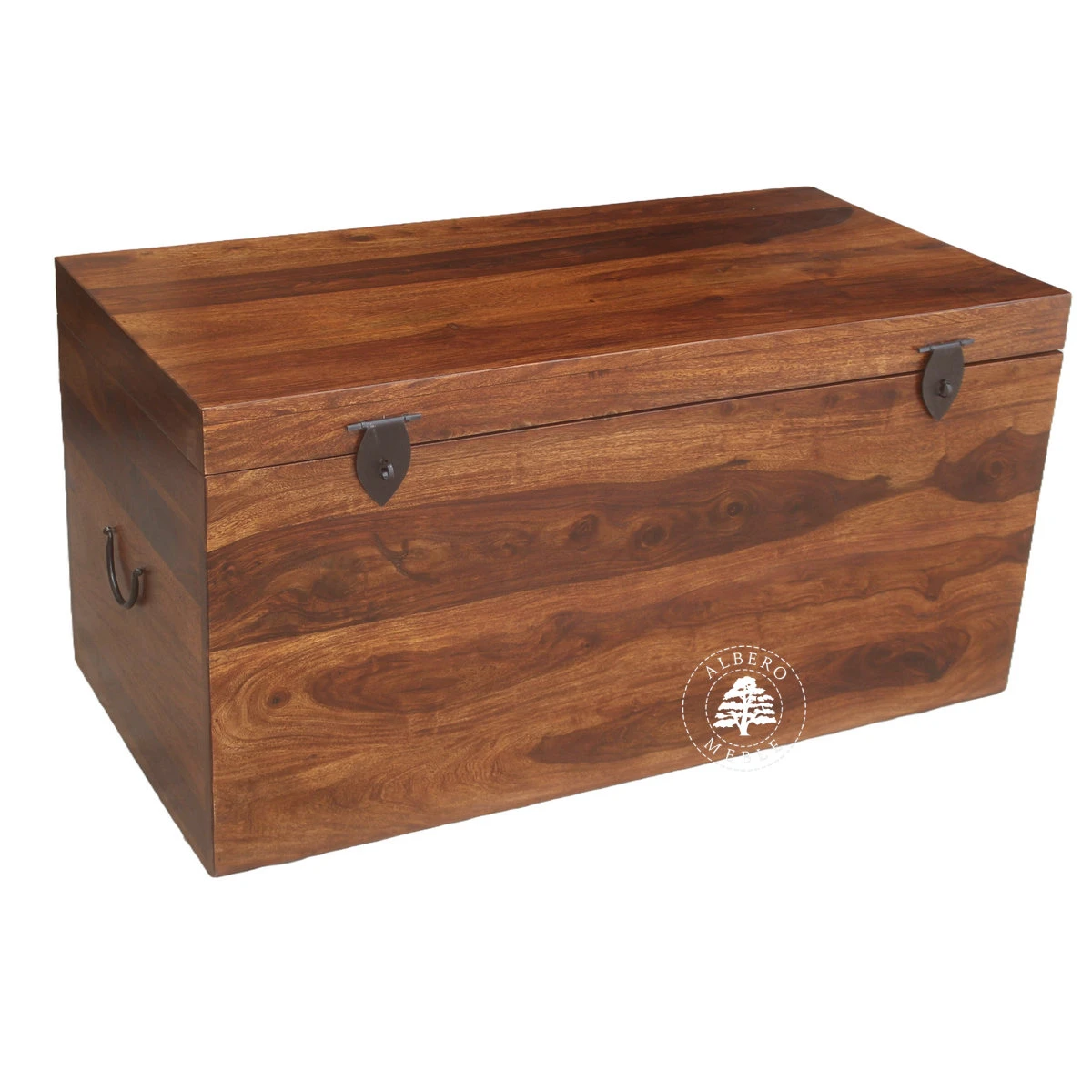 Nowoczesna skrzynia z litego drewna