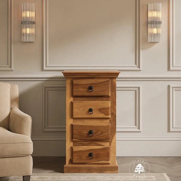 Mała komoda drewniana z szufladami do przedpokoju