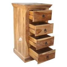 Mała komoda drewniana z szufladami do przedpokoju