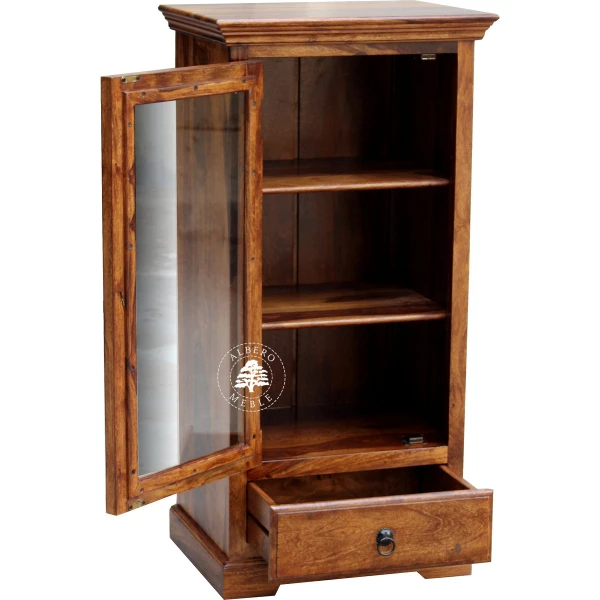 Klasyczna niska witryna z drewna do jadalni