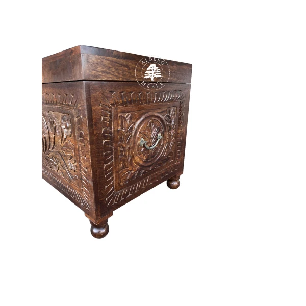 Indyjski kufer z drewna litego mangowca z ręcznie wykonanym