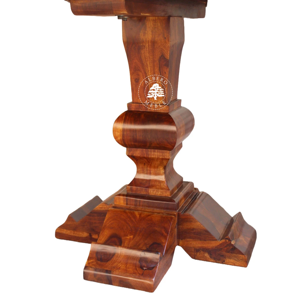 Klasyczny stół drewniany na wymiar