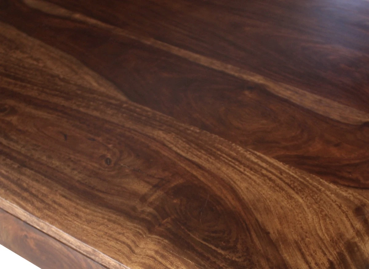 Klasyczny stół drewniany na wymiar