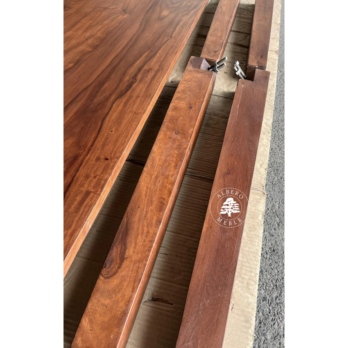 Stylowy Stół z litego drewna II gatunek woskowany