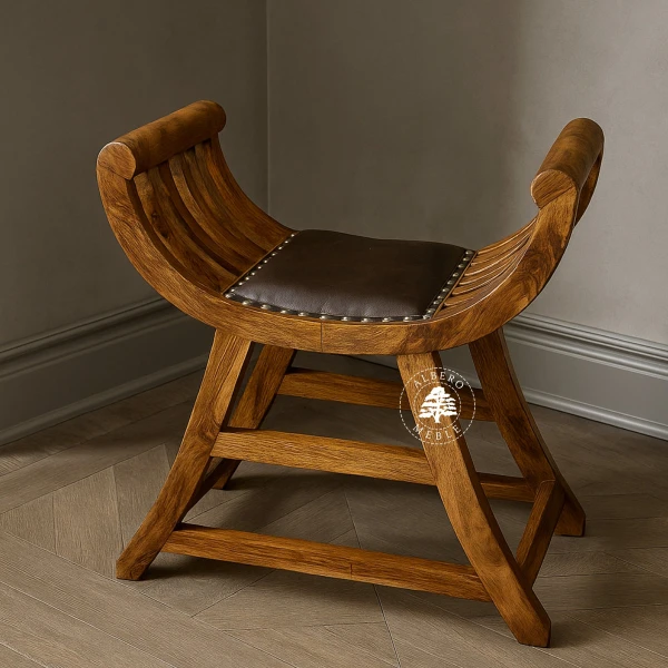 Siedzisko rzymskie drewniane i tapicerowane