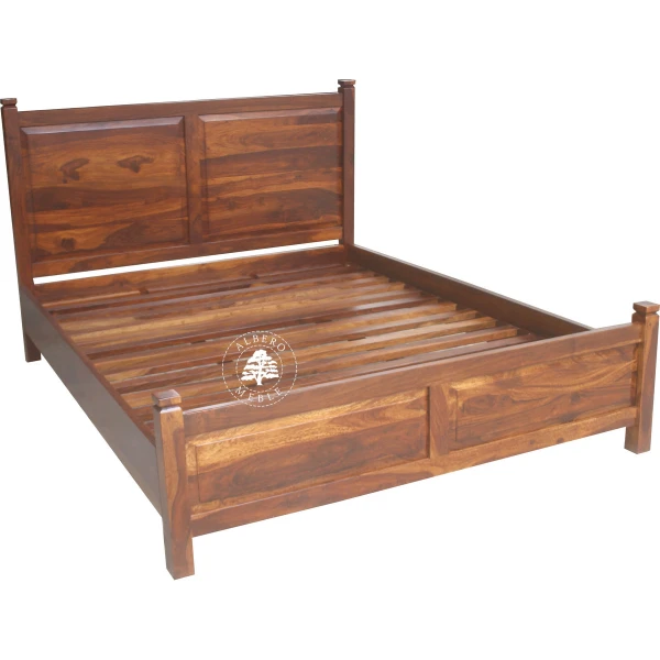 Klasyczne drewniane łóżko do sypialni Classic