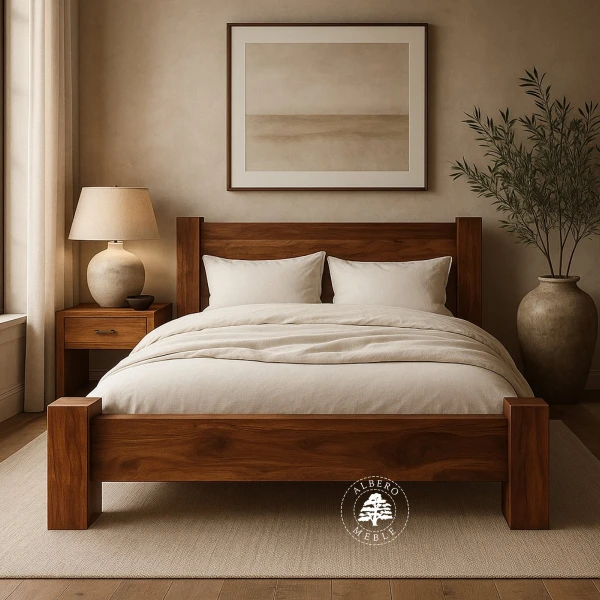 Nowoczesne łózko drewniane Goa na czterech nogach z bali