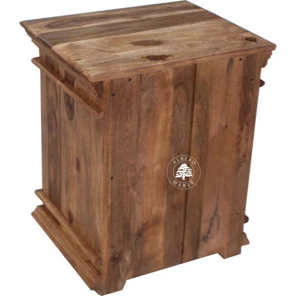 Tradycyjna szafka nocna Albero z ozdobnym gzymsem