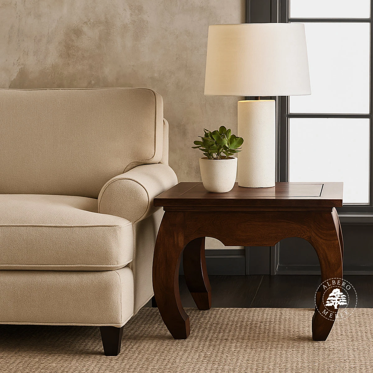 Klasyczny kolonialny stolik Opium na wygiętych nogach