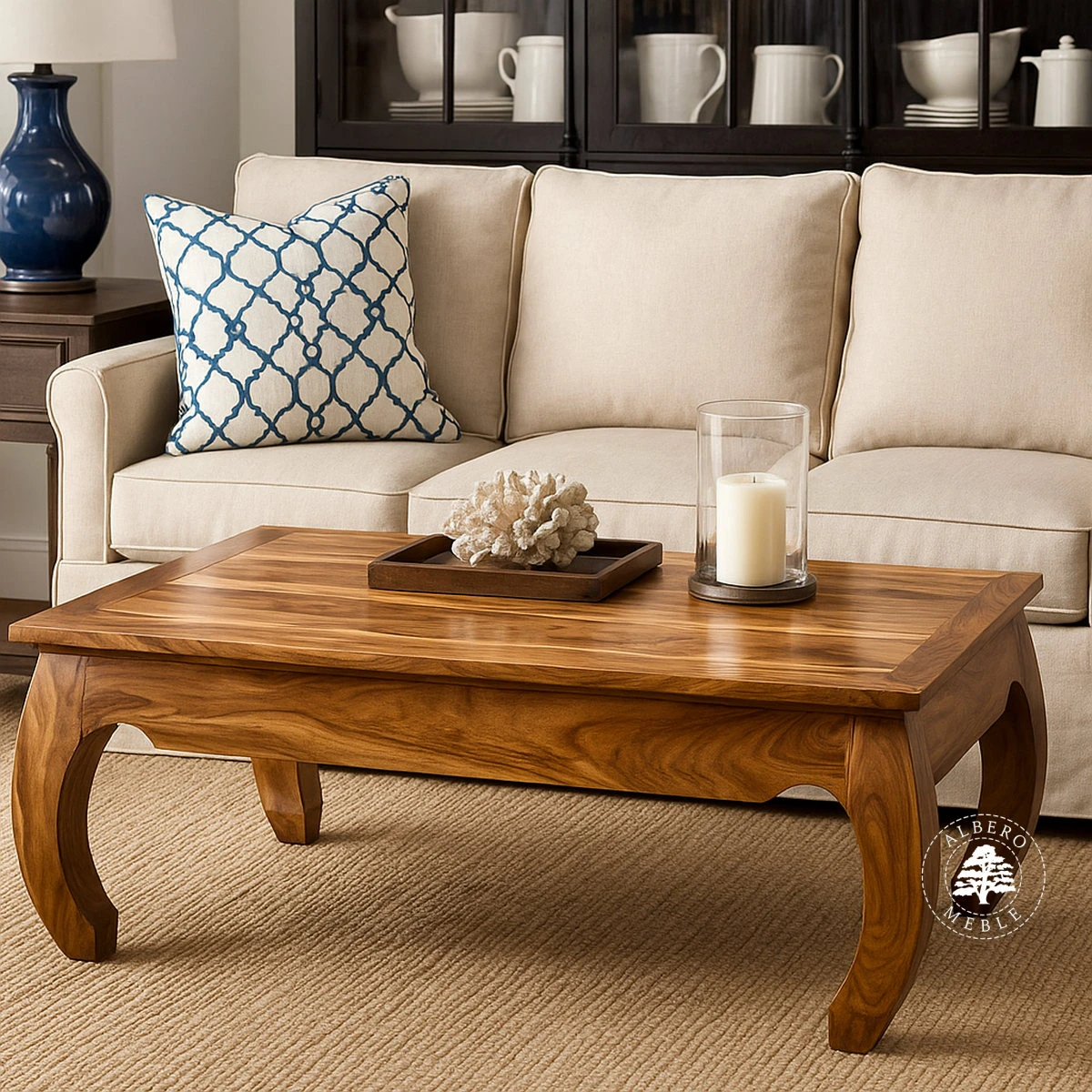 Stolik kawowy Opium z drewna litego w klasycznym stylu