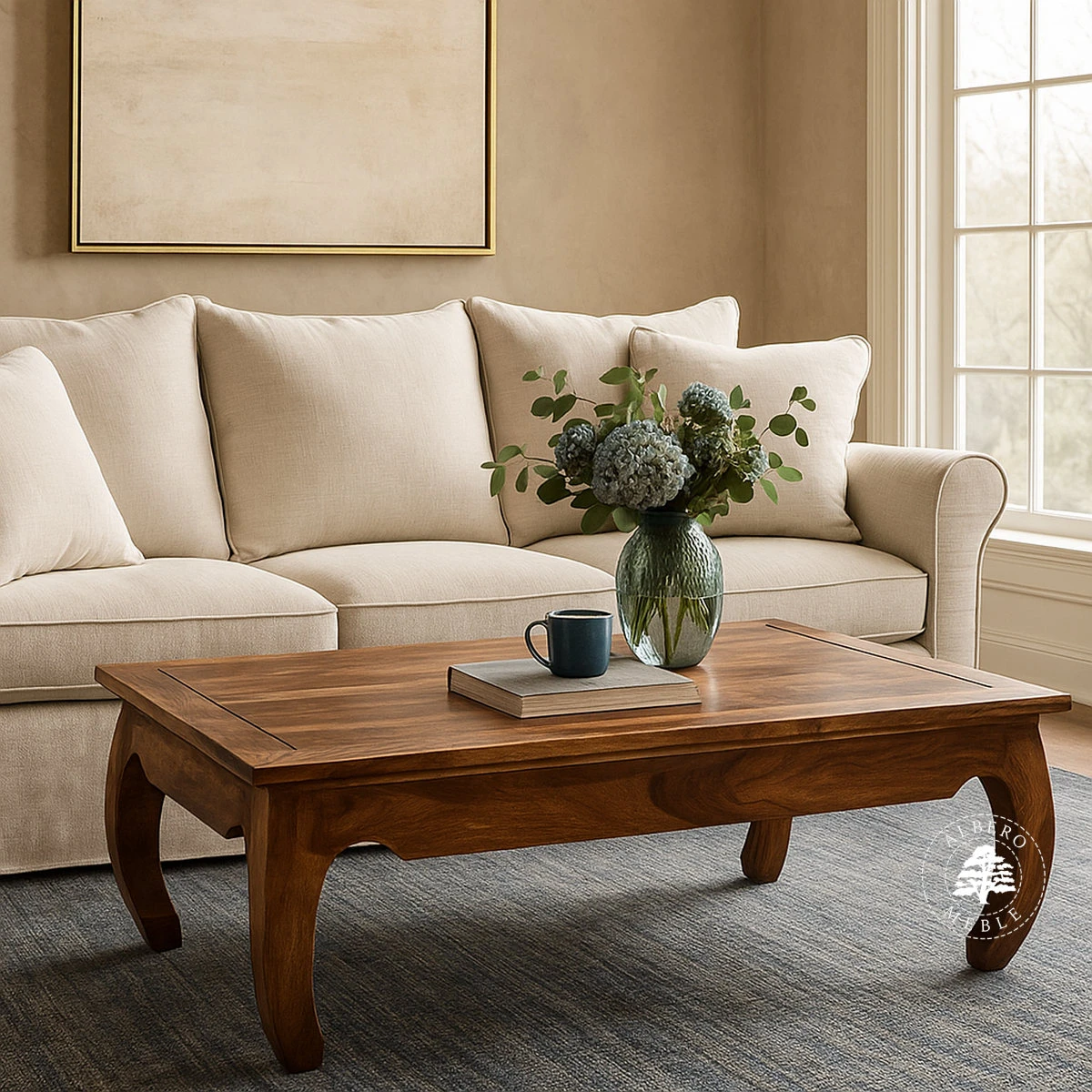 Stolik kawowy Opium z drewna litego w klasycznym stylu