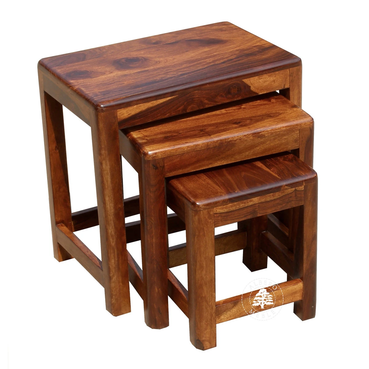 Komplet trzech klasycznych stolików drewnianych