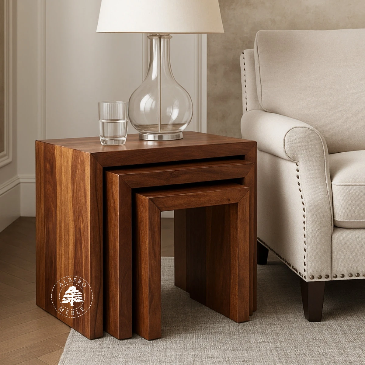 Zestaw nowoczesnych stolików z drewna litego palisander