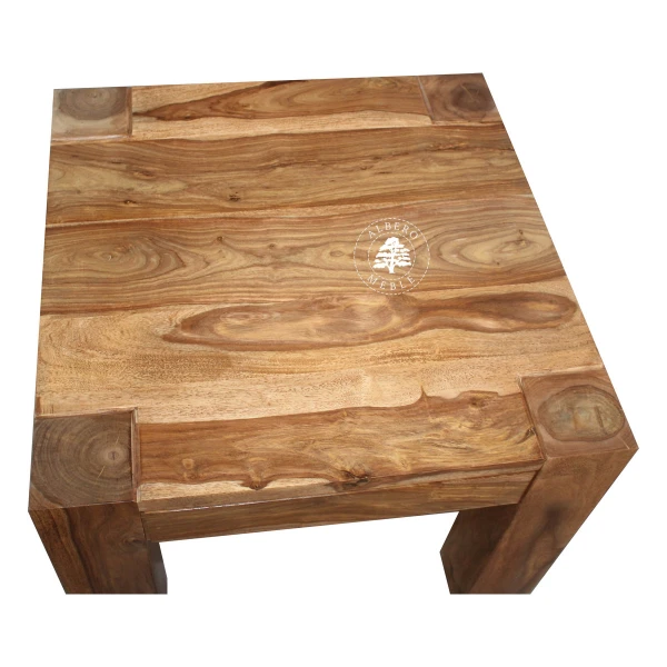 Mały nowoczesny stolik kawowy do salonu z litego drewna