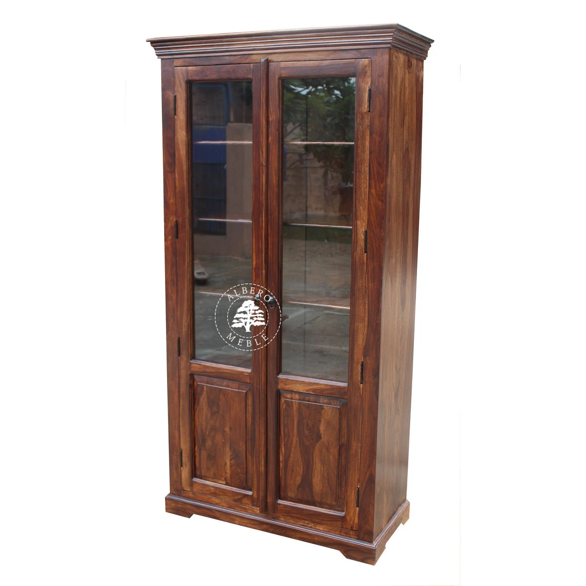 Witryna Drewniana w Stylu Kolonialnym