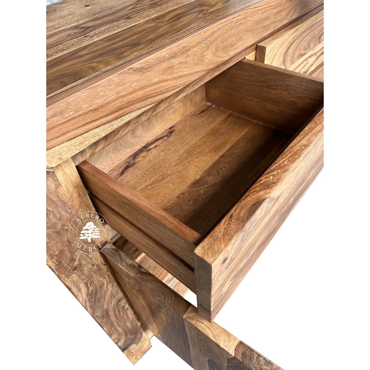 Duża komoda drewniana z czterema szufladami Goa